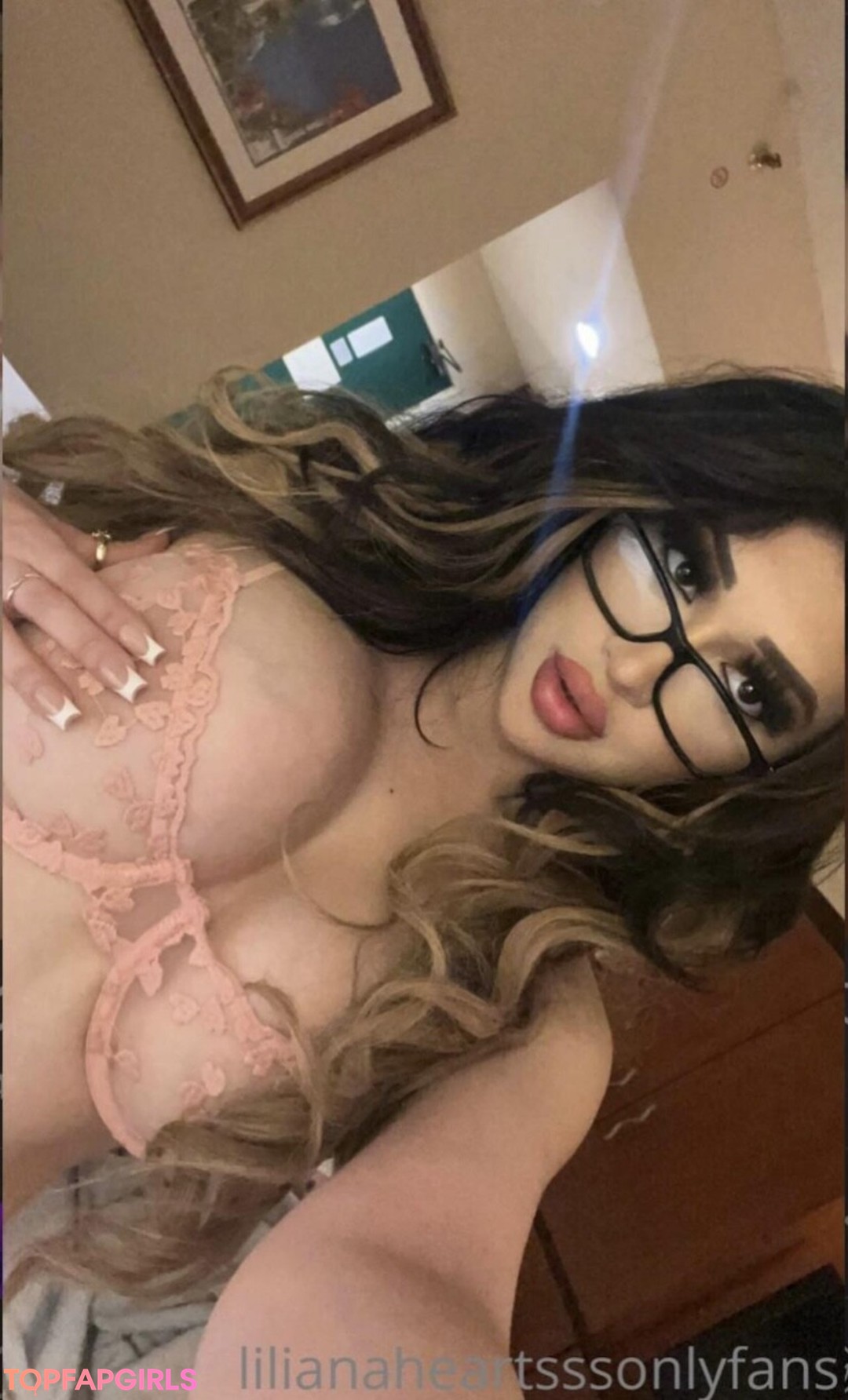Foto desnuda filtrada de OnlyFans de Lilianaheartsss #1115