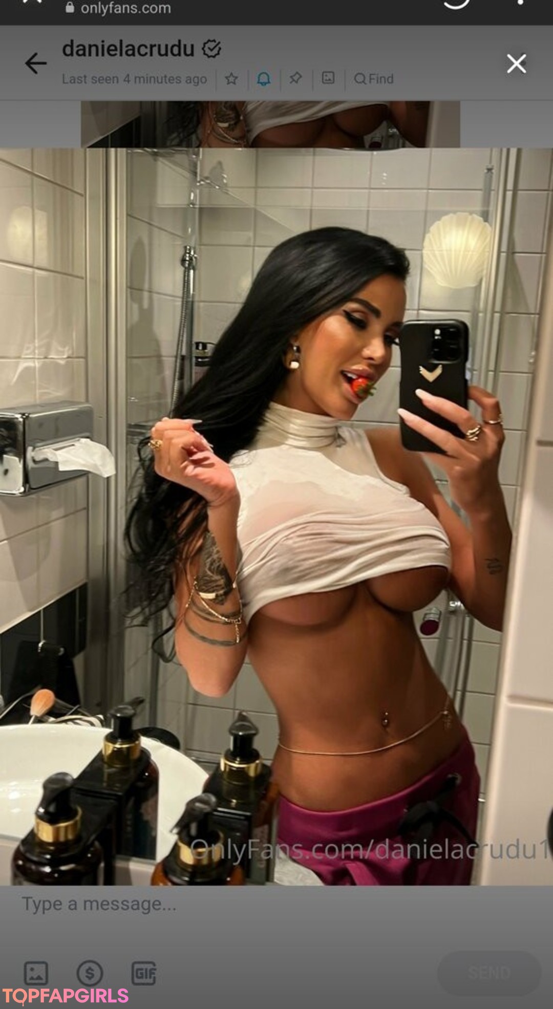 Foto desnuda filtrada de OnlyFans de Daniela Crudu #62