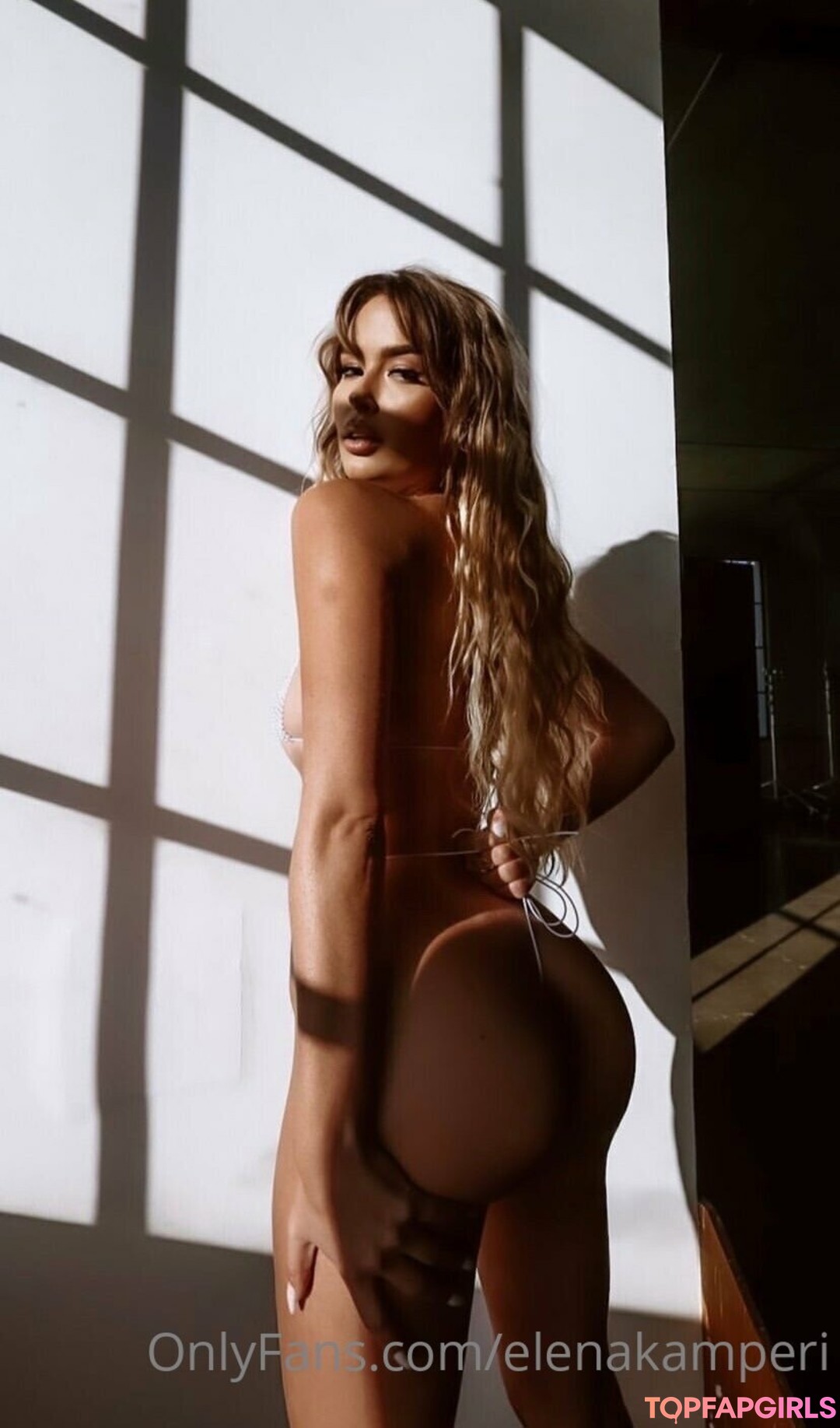 Foto desnuda filtrada de OnlyFans de Elena Kamperi #203