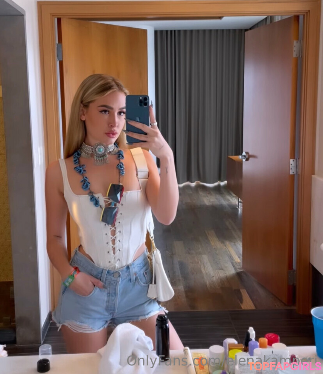 Foto desnuda filtrada de OnlyFans de Elena Kamperi #285