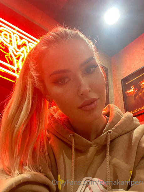 Elena Kamperi