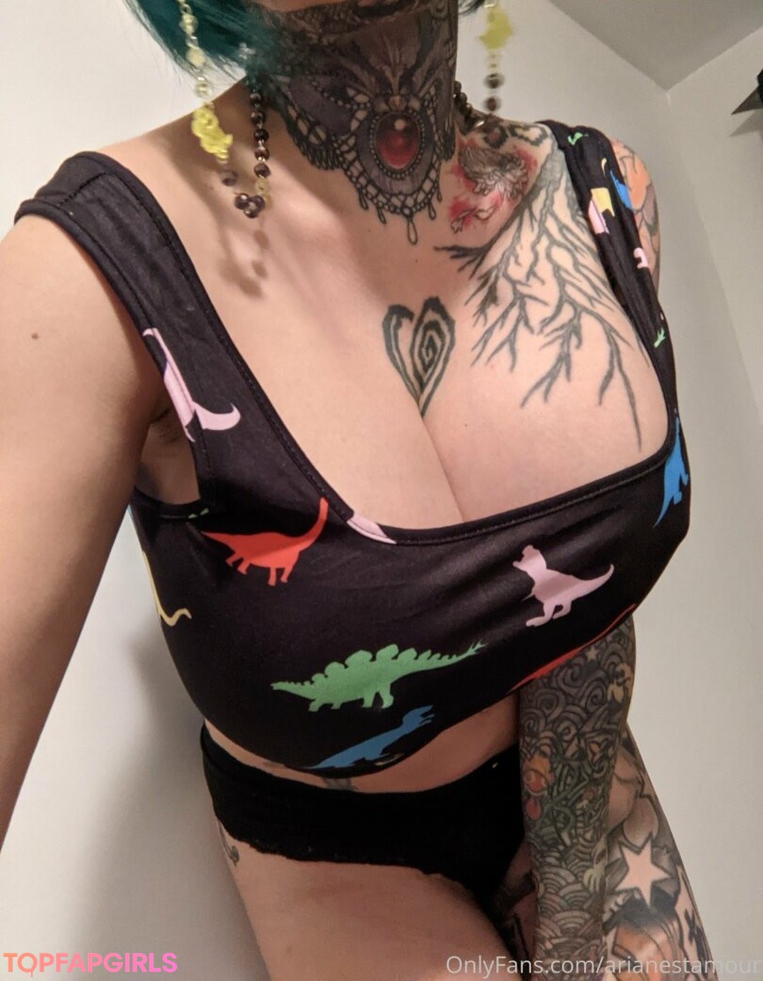 Foto desnuda filtrada de OnlyFans de Ariane Saint Amour #1212 Foto desnuda filtrada de OnlyFans de Ariane Saint Amour #1212