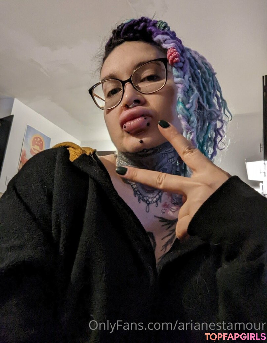 Foto desnuda filtrada de OnlyFans de Ariane Saint Amour #2023 Foto desnuda filtrada de OnlyFans de Ariane Saint Amour #2023