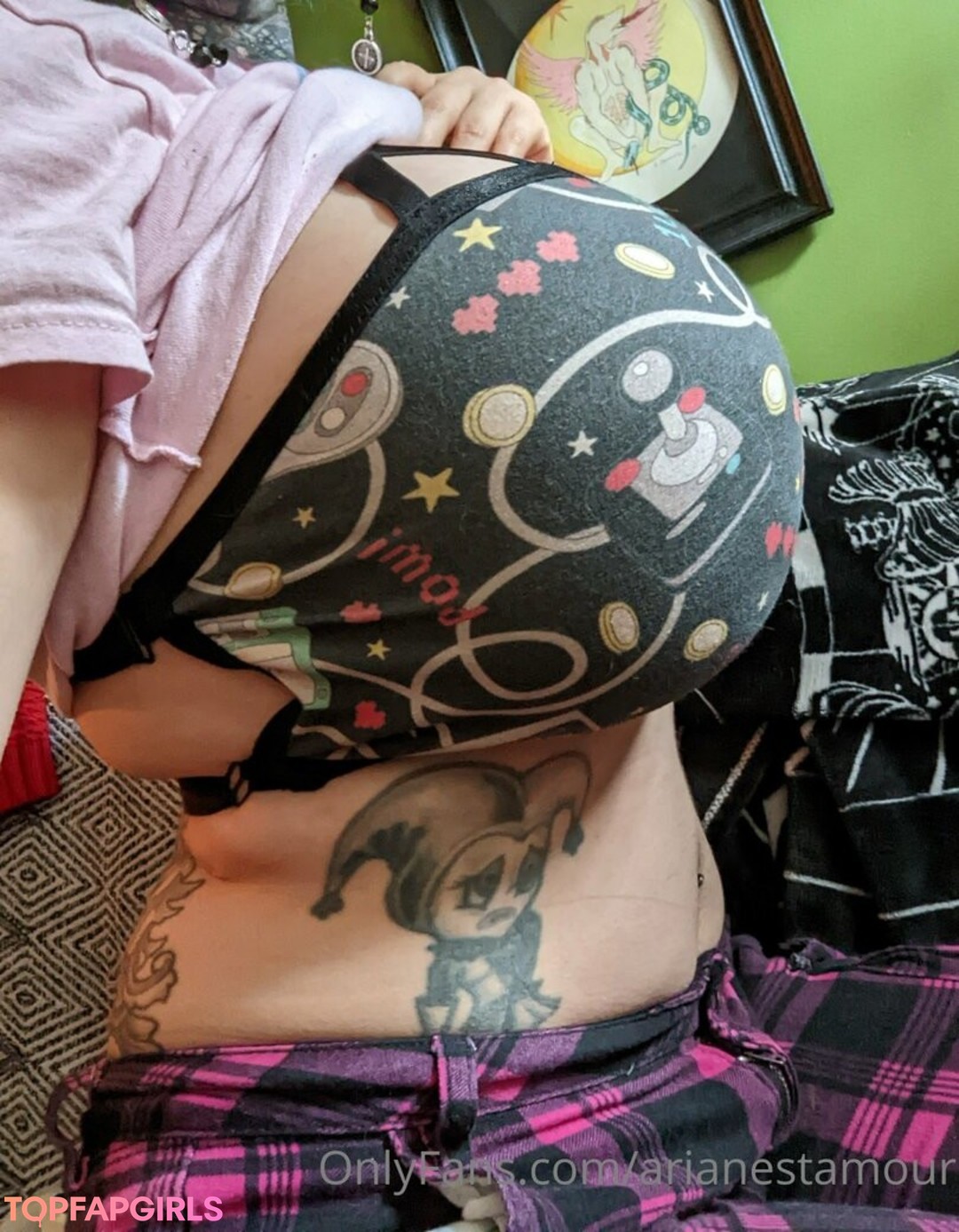 Foto desnuda filtrada de OnlyFans de Ariane Saint Amour #2348 Foto desnuda filtrada de OnlyFans de Ariane Saint Amour #2348