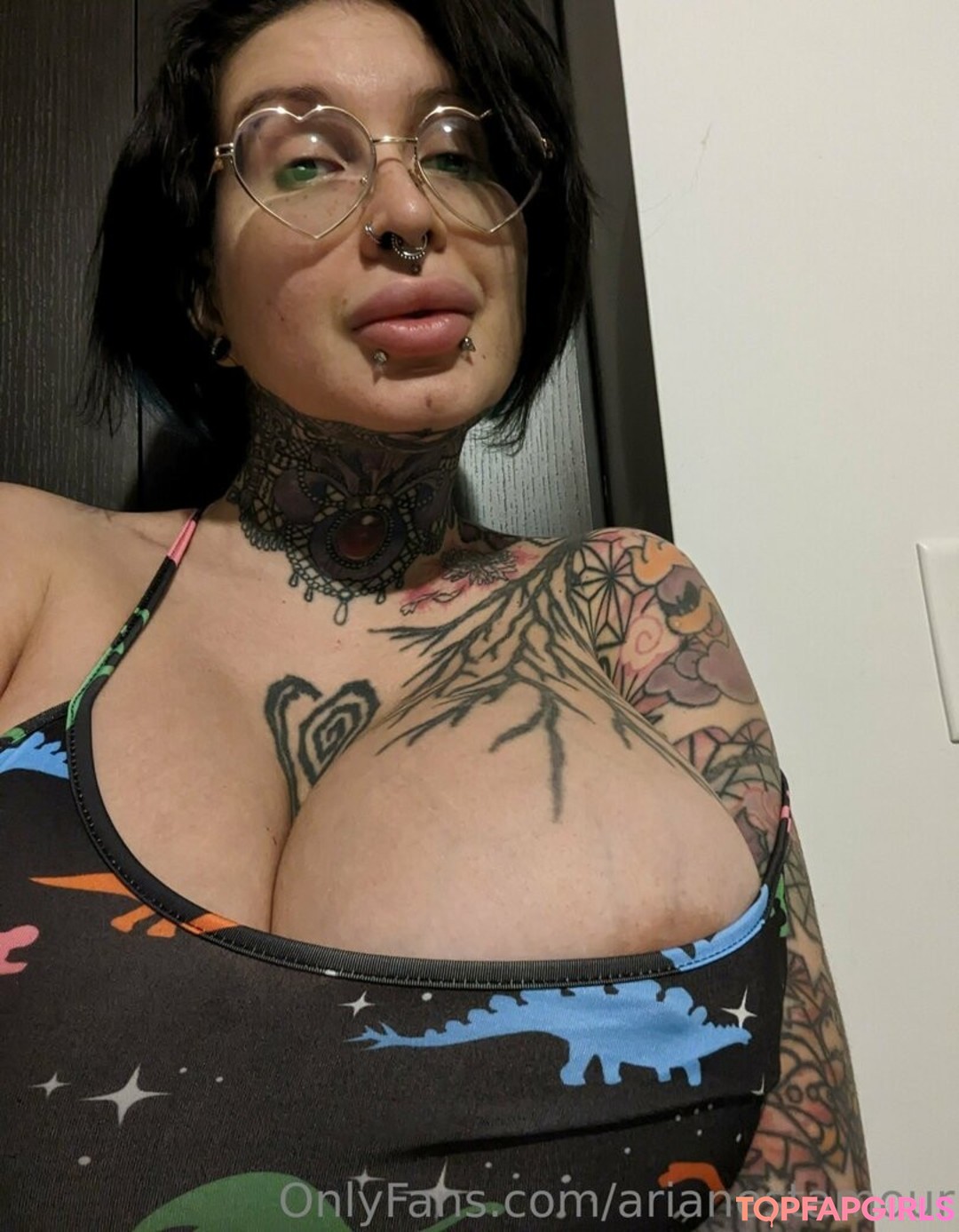 Foto desnuda filtrada de OnlyFans de Ariane Saint Amour #2974 Foto desnuda filtrada de OnlyFans de Ariane Saint Amour #2974