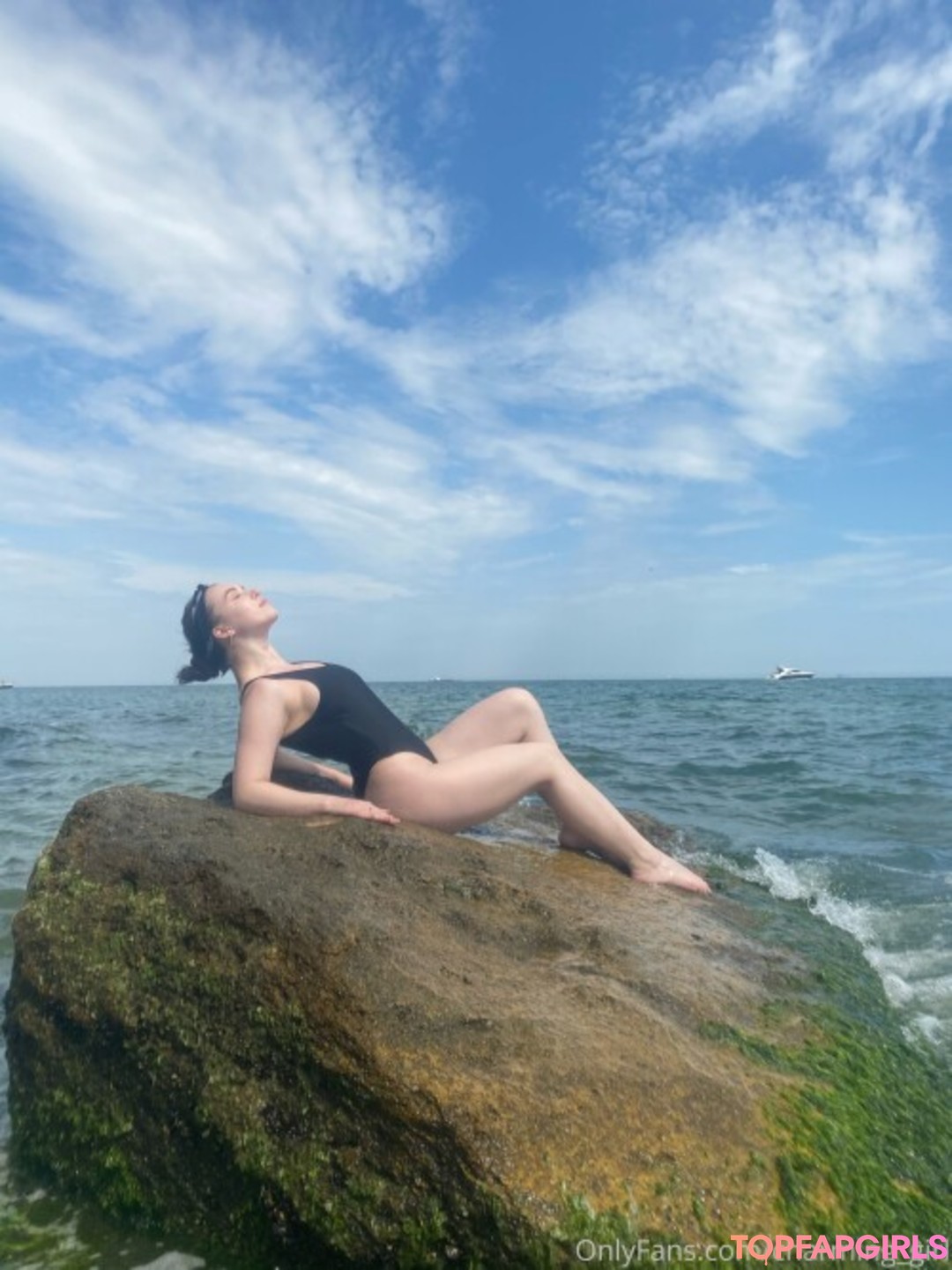 Foto desnuda filtrada de OnlyFans de Charming Girl #169