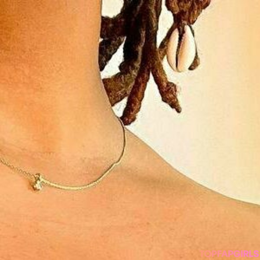 Foto desnuda filtrada de OnlyFans de Miss Honey Mia #86