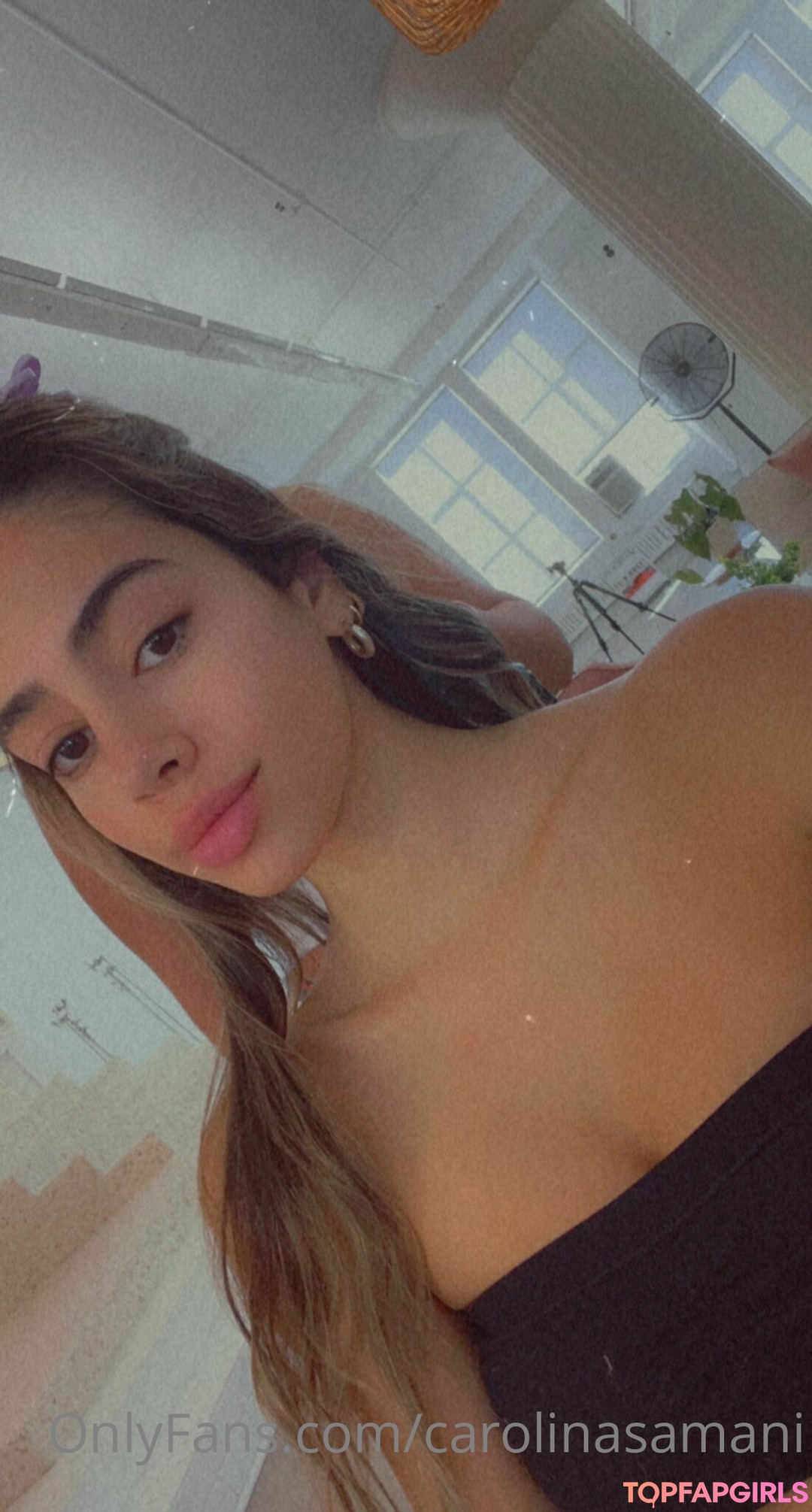 Foto desnuda filtrada de OnlyFans de Carolina Samani #24 Foto desnuda filtrada de OnlyFans de Carolina Samani #24