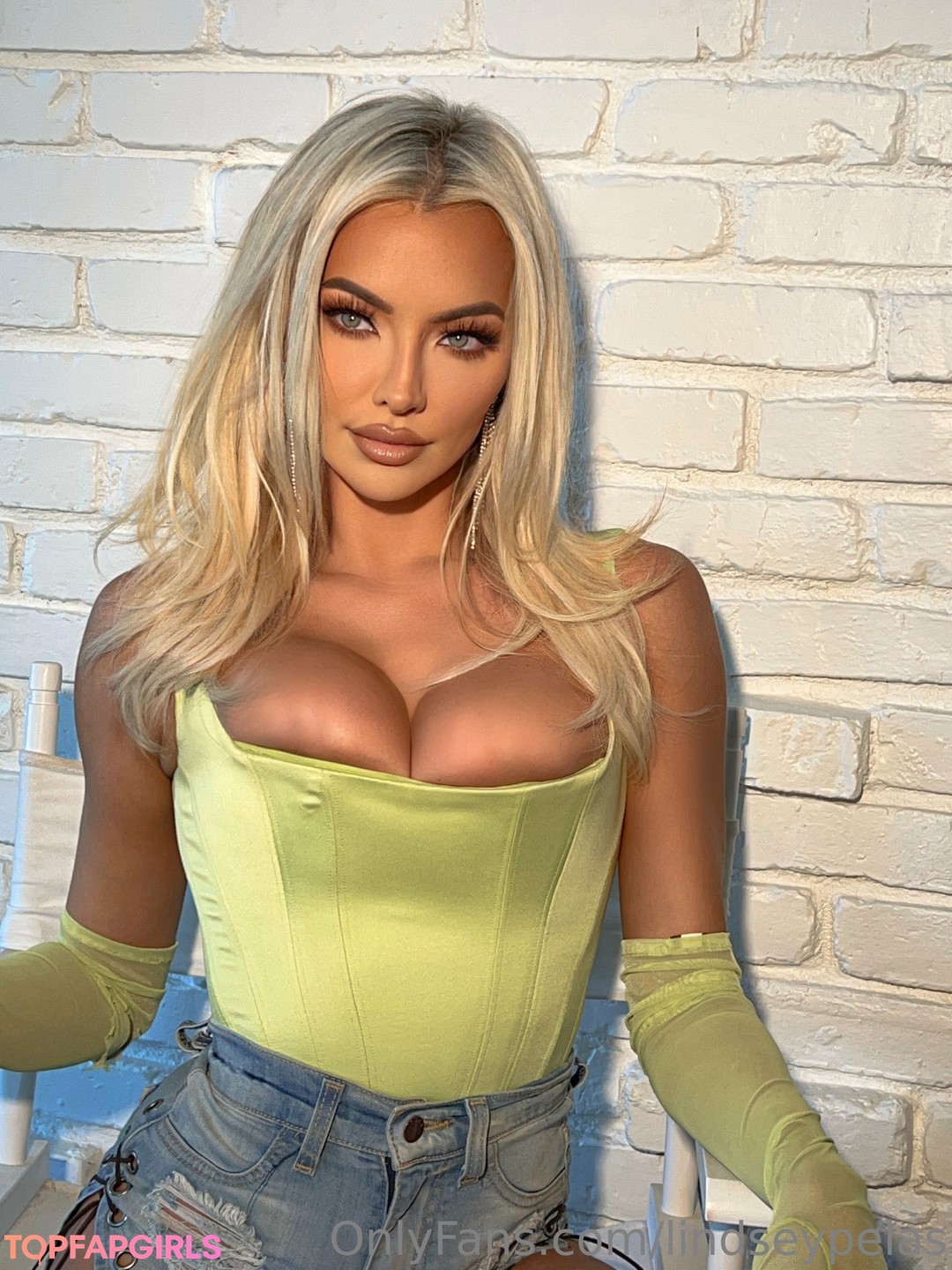 Foto desnuda filtrada de OnlyFans de Lindsey Pelas #406