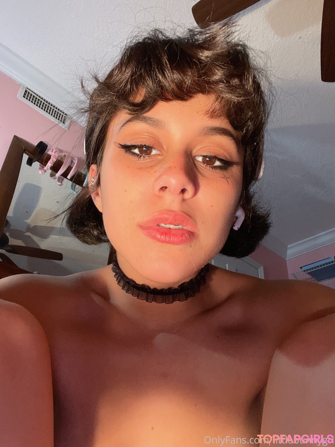 Foto desnuda filtrada de OnlyFans de Little Bunny #190