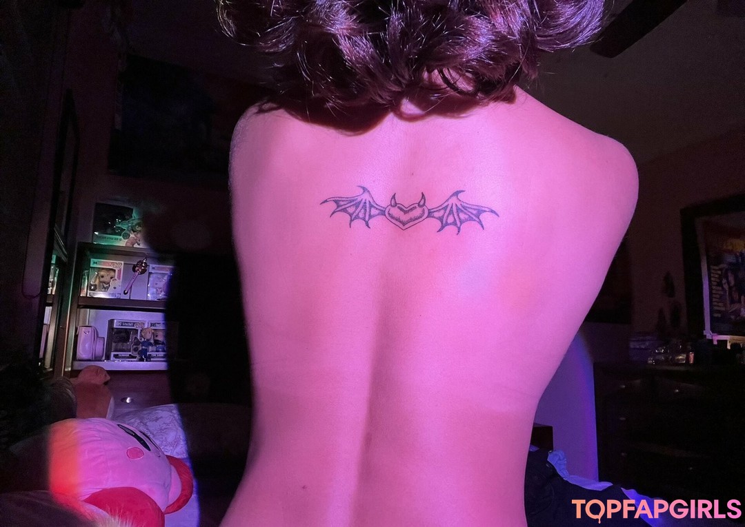 Foto desnuda filtrada de OnlyFans de Little Bunny #407