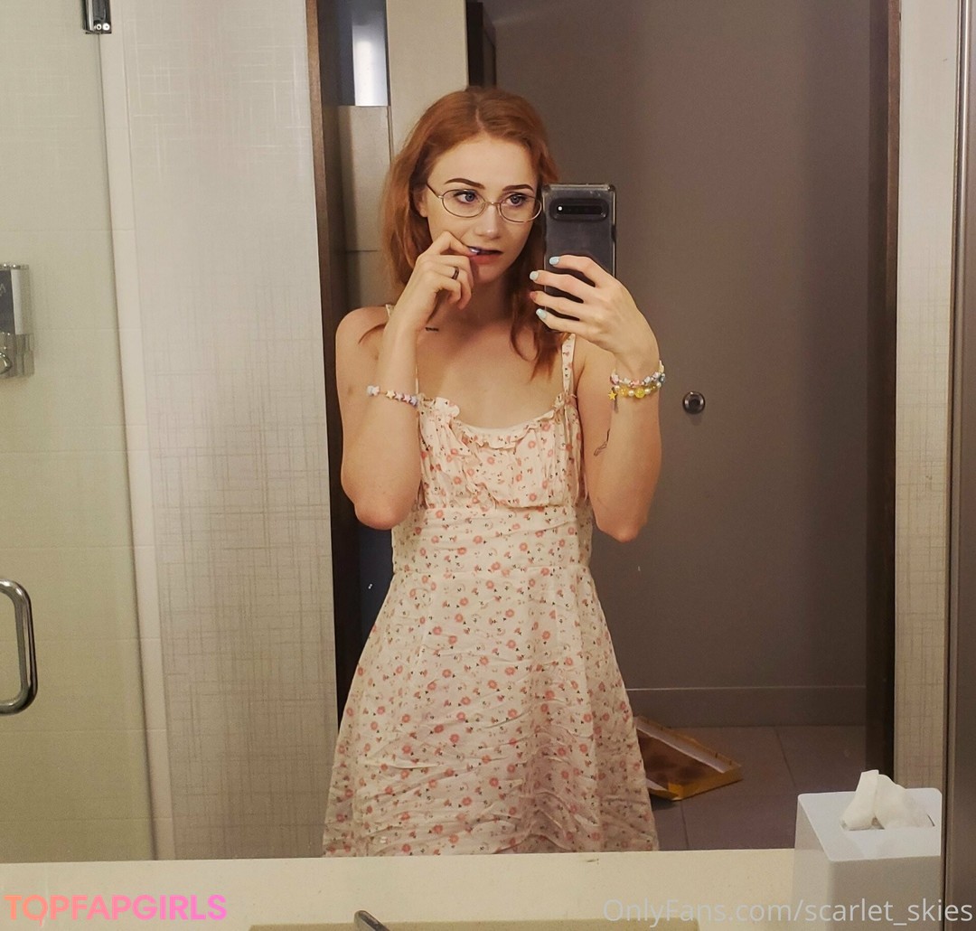 Foto desnuda filtrada de OnlyFans de Scarlet Skies #140