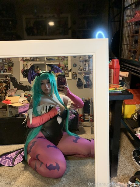 Invader jade