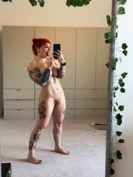 Foto desnuda filtrada de OnlyFans de Peta Lloyd