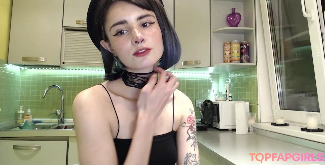 Foto desnuda filtrada de OnlyFans de Loona #900