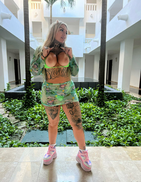 Foto desnuda filtrada de OnlyFans de Avidekielle