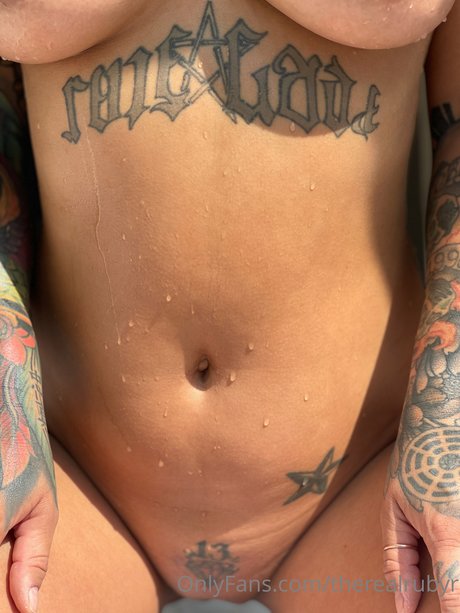 Foto desnuda filtrada de OnlyFans de Ruby Renegade