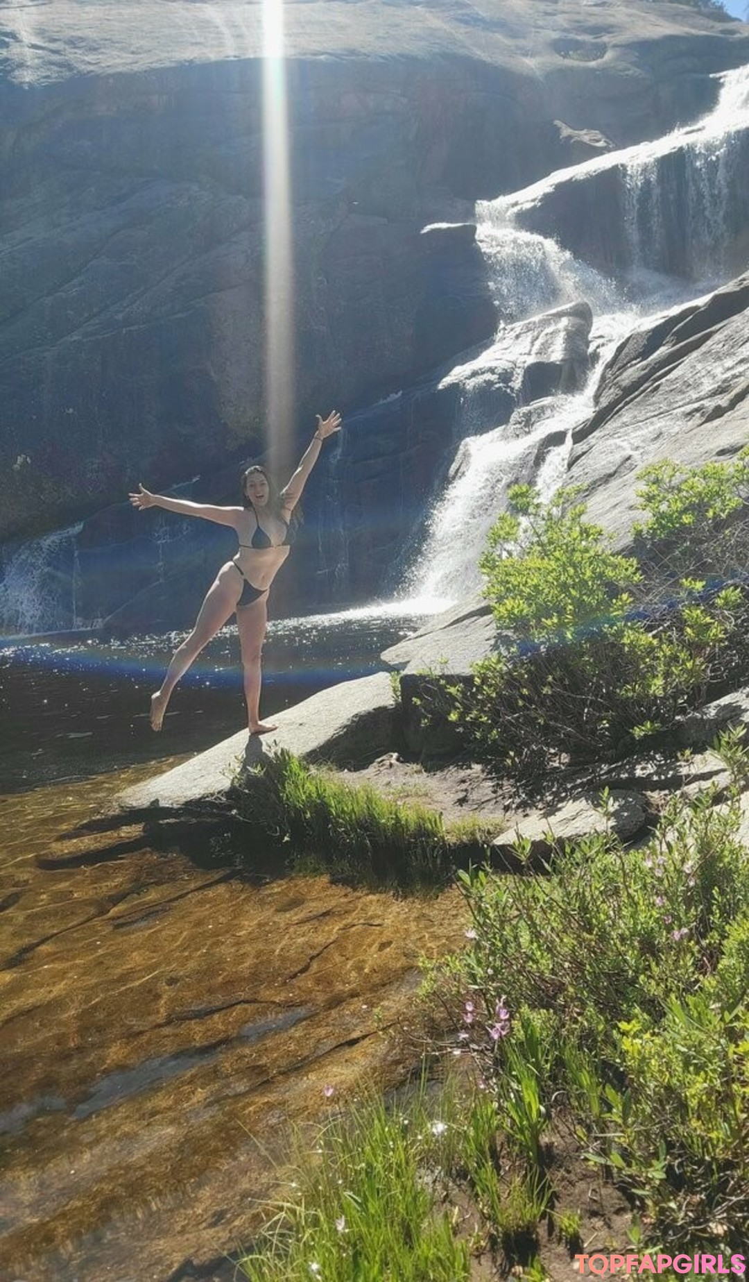 Foto desnuda filtrada de OnlyFans de Nerdydirtycosplay #371 Foto desnuda filtrada de OnlyFans de Nerdydirtycosplay #371