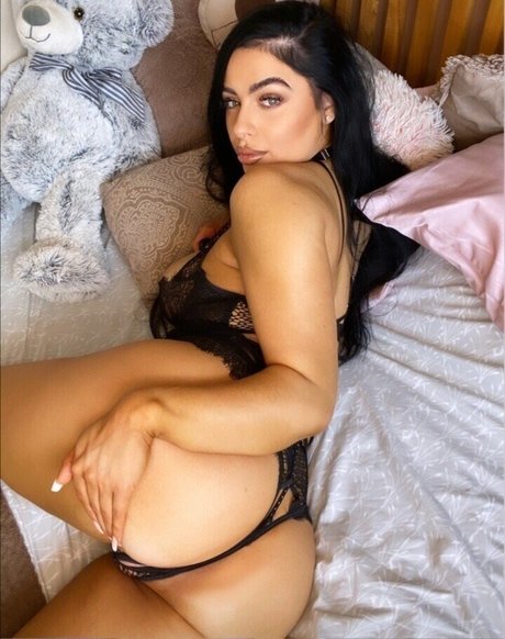 Devon Carr