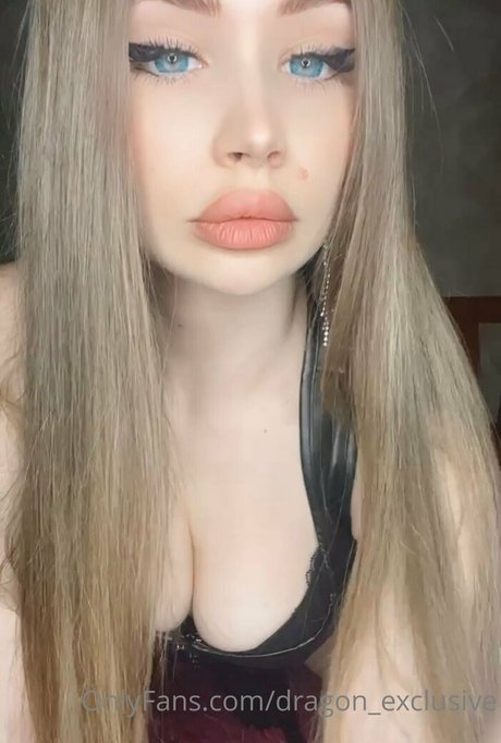 Foto desnuda filtrada de OnlyFans de Dragonexclusive