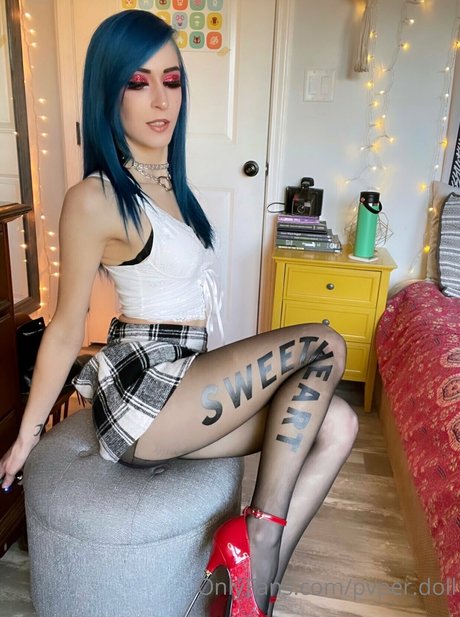 Foto desnuda filtrada de OnlyFans de Paper Doll