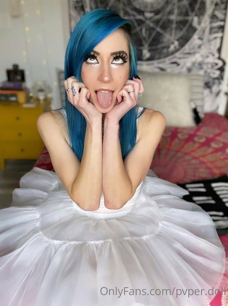 Foto desnuda filtrada de OnlyFans de Paper Doll