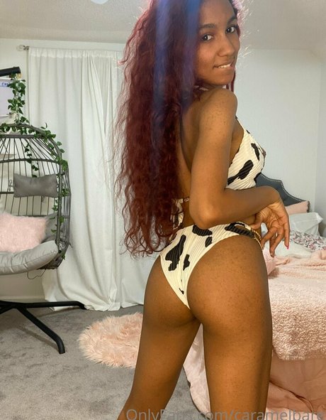 Foto desnuda filtrada de OnlyFans de Caramel Bare