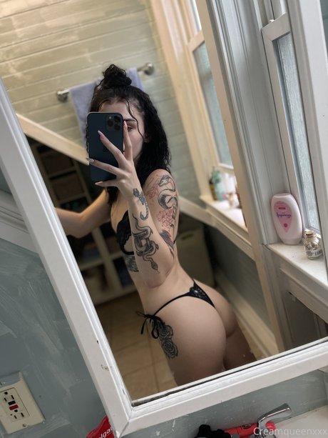 Foto desnuda filtrada de OnlyFans de Creamqueen