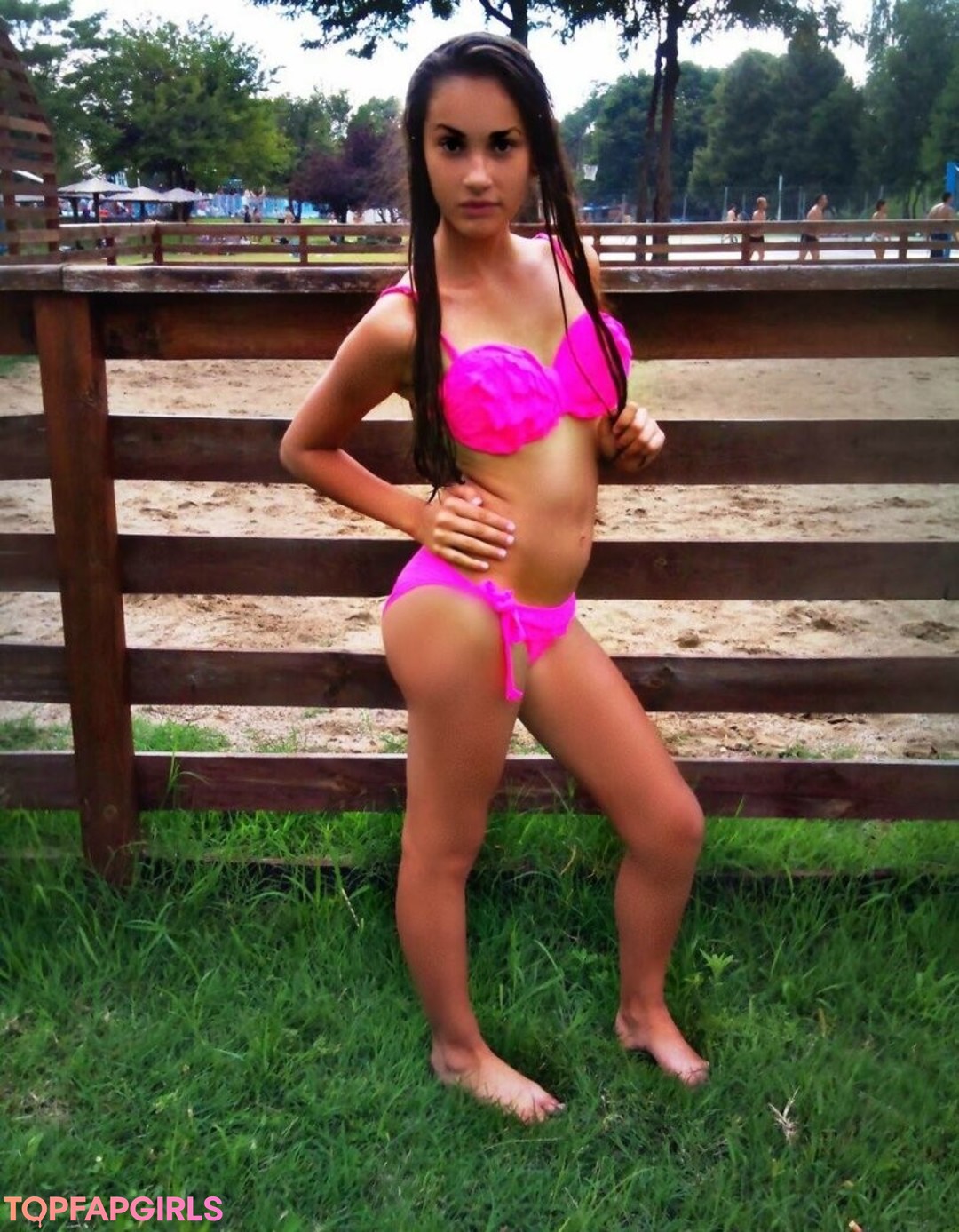 Foto desnuda filtrada de OnlyFans de Tinche Bre #31 Foto desnuda filtrada de OnlyFans de Tinche Bre #31