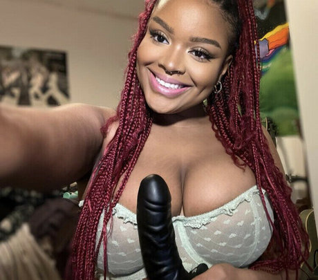 Foto desnuda filtrada de OnlyFans de Hell0kittyevie