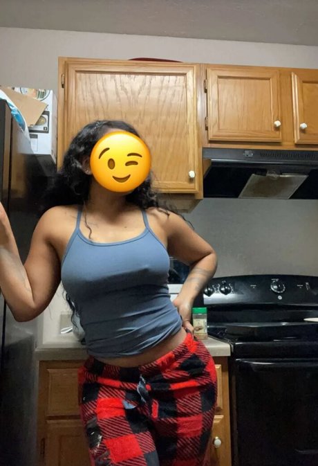 Foto desnuda filtrada de OnlyFans de Nita Amari