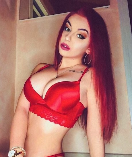 Foto desnuda filtrada de OnlyFans de Aicha Bianchi