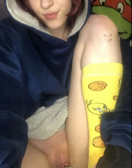 Foto desnuda filtrada de OnlyFans de Tinyrealhuman