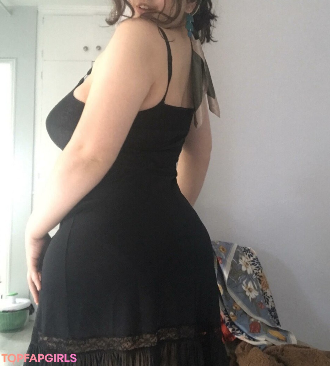 Foto desnuda filtrada de OnlyFans de Rosaline Magdalene #37 Foto desnuda filtrada de OnlyFans de Rosaline Magdalene #37