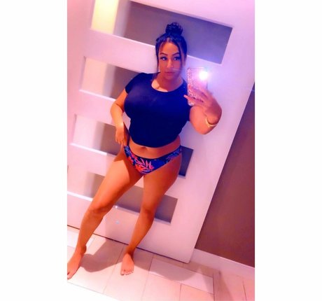 Foto desnuda filtrada de OnlyFans de Funsizedkatt