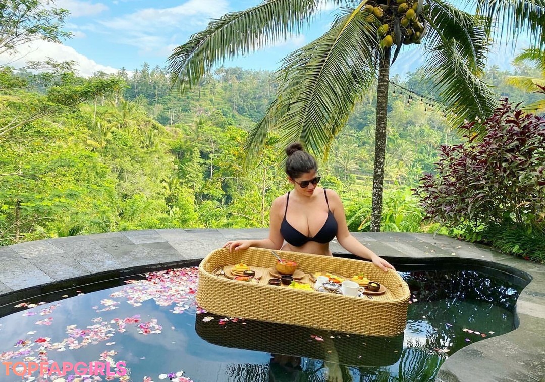 Foto desnuda filtrada de OnlyFans de Emily H Barry #265 Foto desnuda filtrada de OnlyFans de Emily H Barry #265