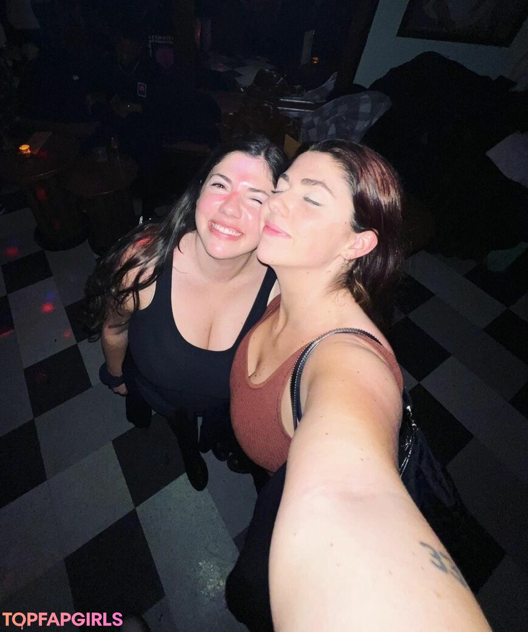 Foto desnuda filtrada de OnlyFans de Emily H Barry #508 Foto desnuda filtrada de OnlyFans de Emily H Barry #508