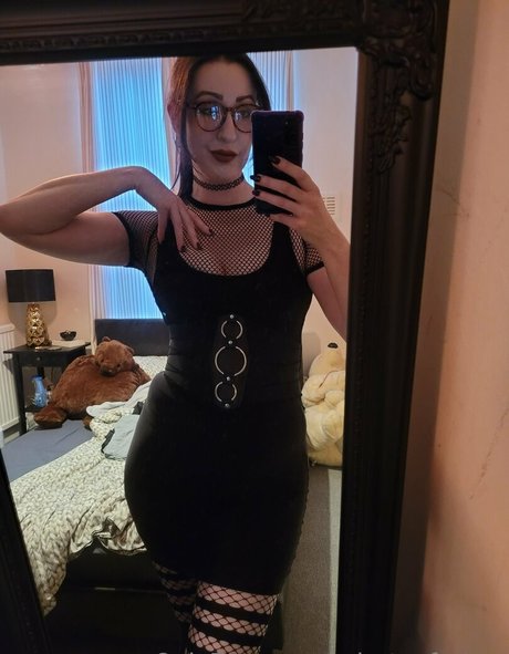 Foto desnuda filtrada de OnlyFans de Missteaasmr