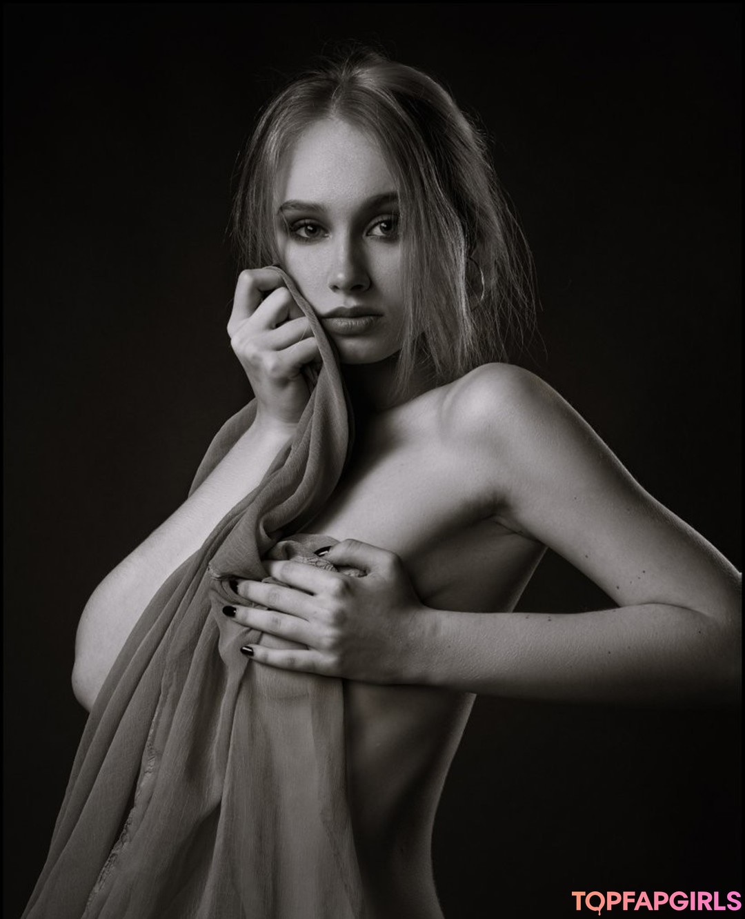 Foto desnuda filtrada de OnlyFans de Aspiratova #31 Foto desnuda filtrada de OnlyFans de Aspiratova #31