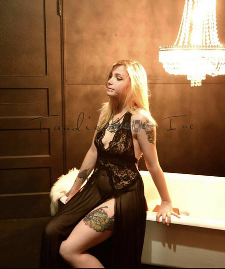 Dawnaemarie