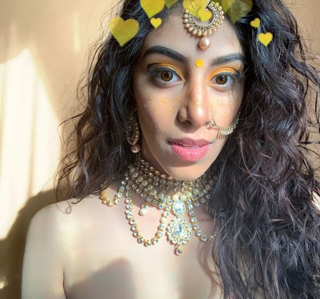 Foto desnuda filtrada de OnlyFans de Bambiafterdark
