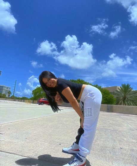 Larissa Cambusano