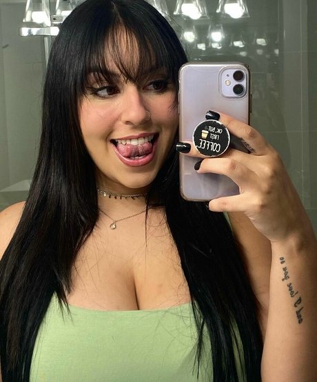 Larissa Cambusano