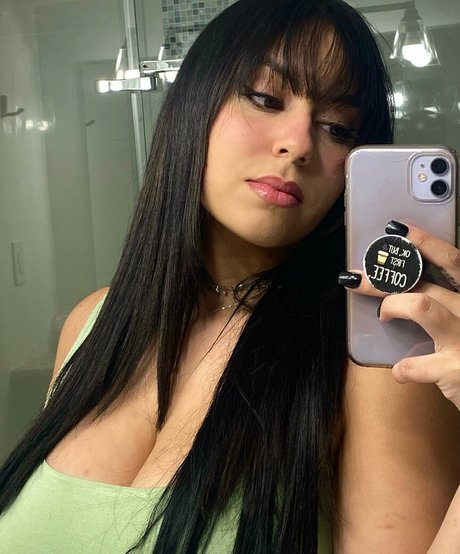 Larissa Cambusano