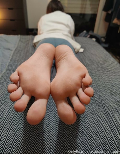 Alicefrenchfeet