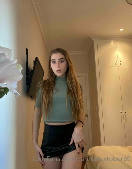 Foto desnuda filtrada de OnlyFans de Carinafromrussia