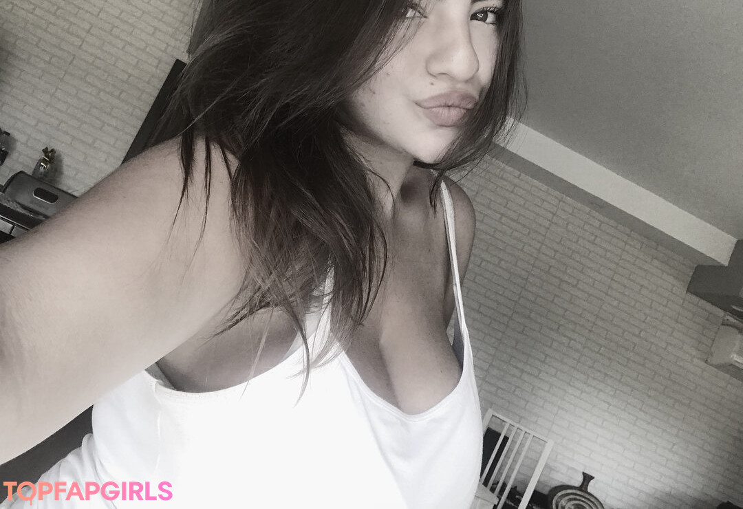 Foto desnuda filtrada de OnlyFans de May Tehila Zafrani #50 Foto desnuda filtrada de OnlyFans de May Tehila Zafrani #50