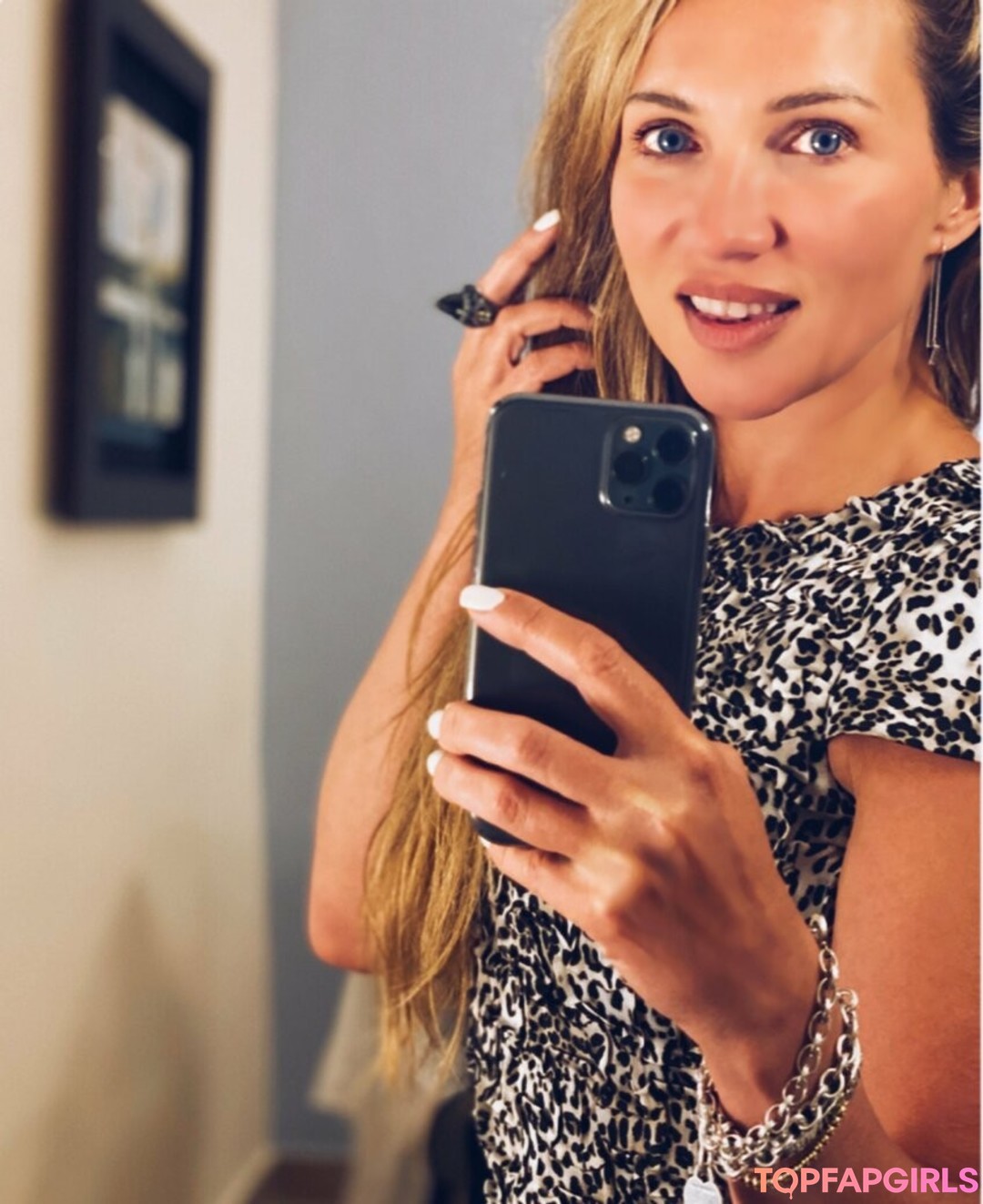 Foto desnuda filtrada de OnlyFans de Veronicasilesto #35 Foto desnuda filtrada de OnlyFans de Veronicasilesto #35