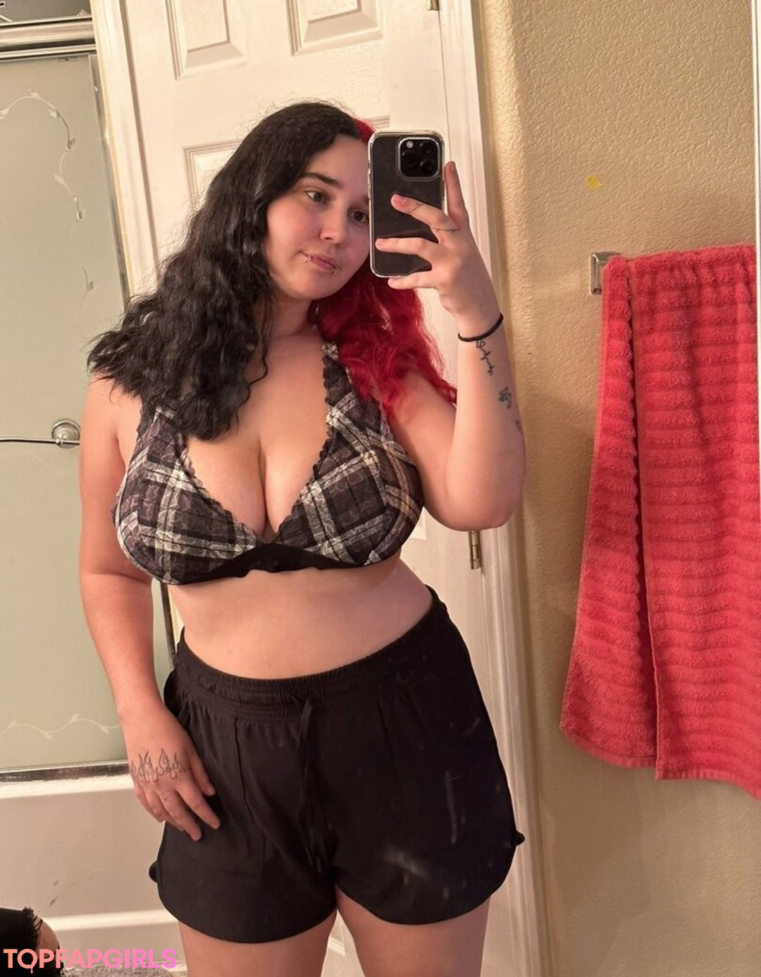 Foto desnuda filtrada de OnlyFans de Goddess Ray #31 Foto desnuda filtrada de OnlyFans de Goddess Ray #31