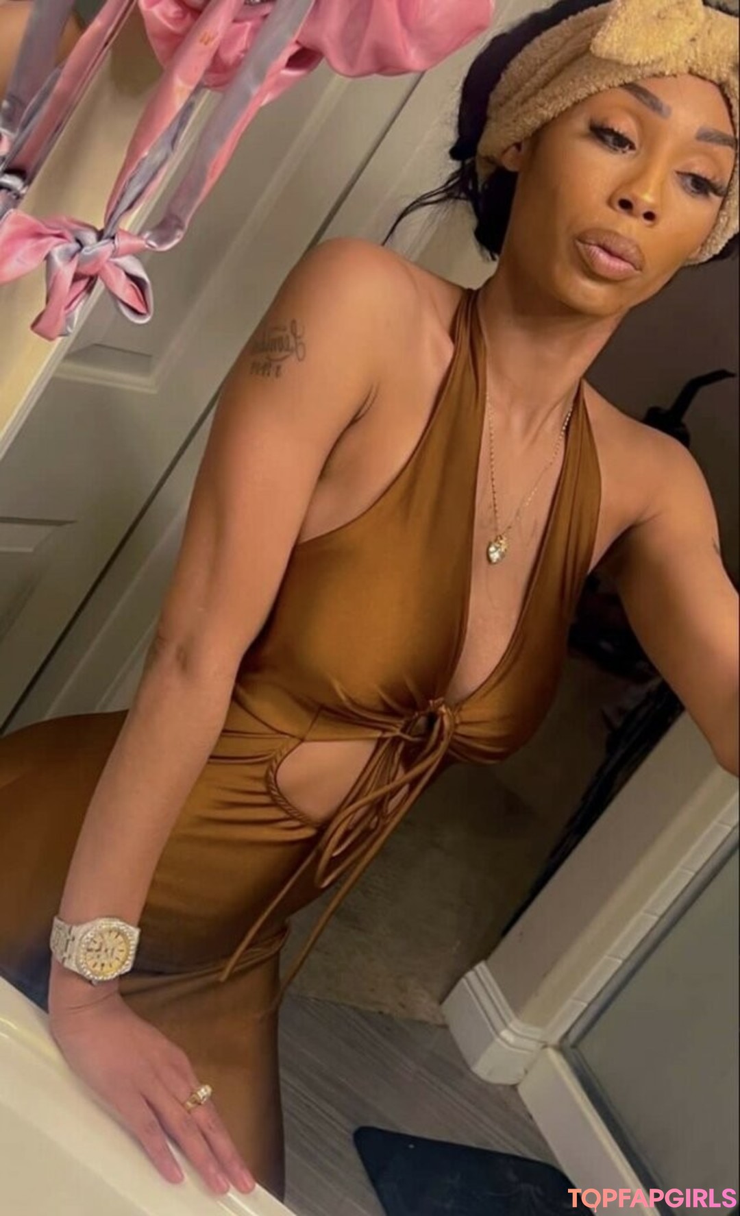 Foto desnuda filtrada de OnlyFans de Royalty24kt #18 Foto desnuda filtrada de OnlyFans de Royalty24kt #18